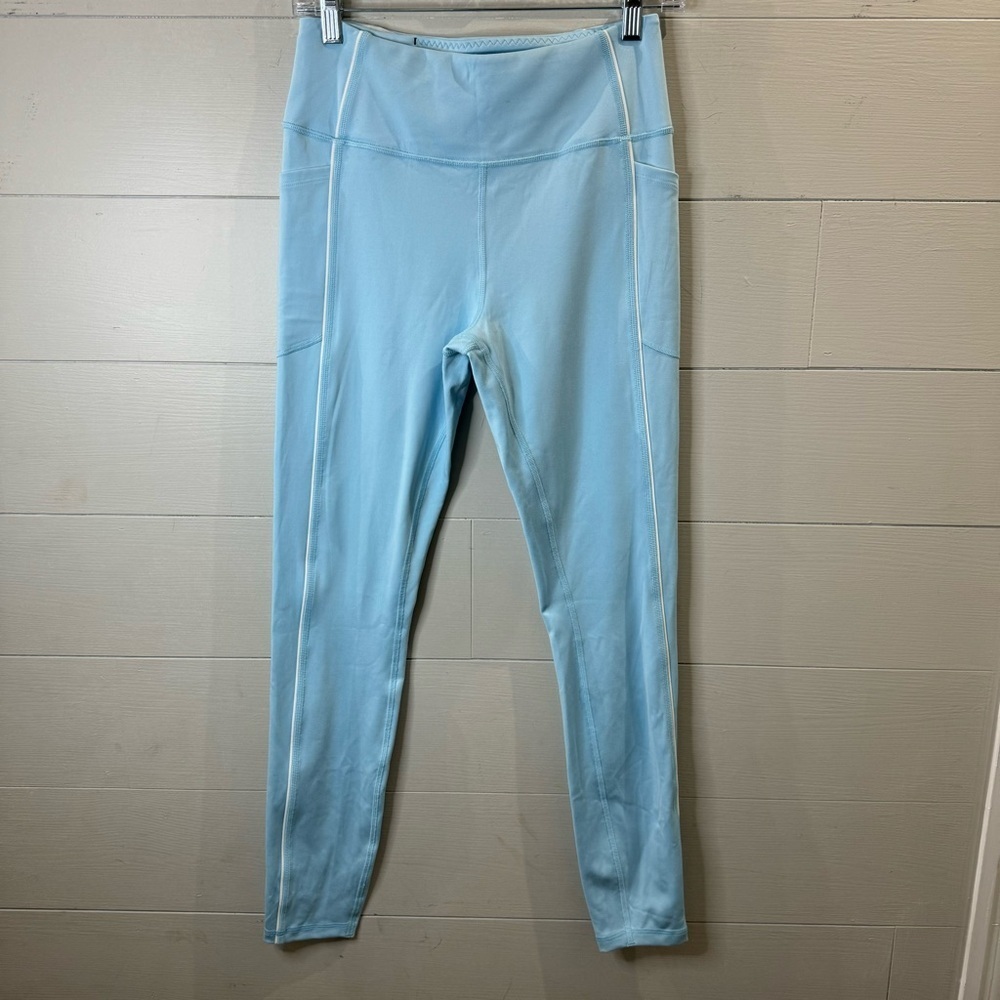 Victoria's Secret NWOT Light Blue Athletic Leggings Size Medium